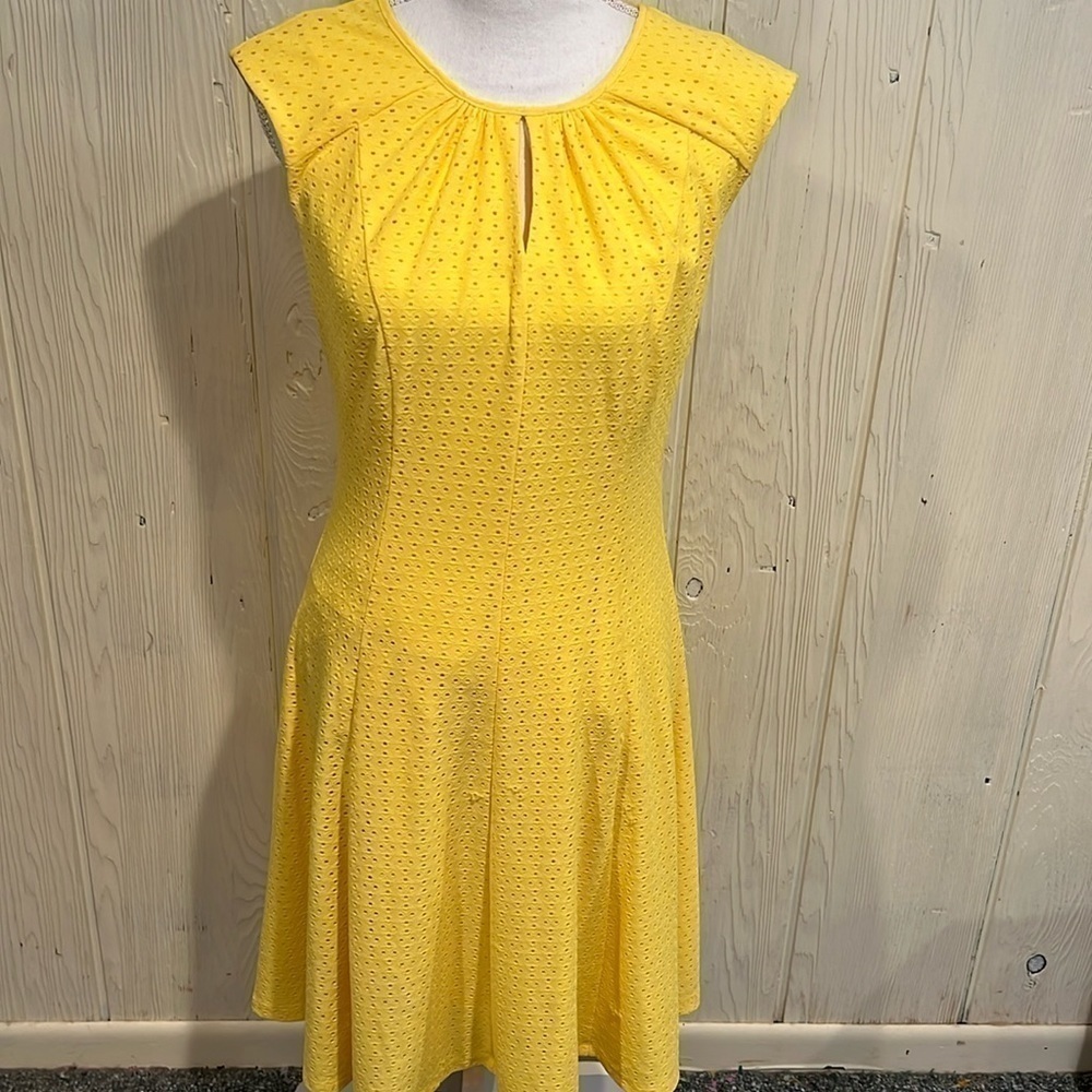 LONDON TIMES YELLOW EYELET Fit & Flare MIDI Dress Size 4